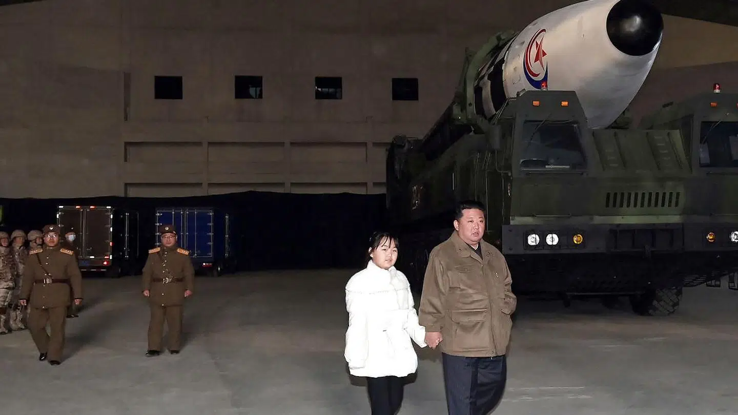 Kim Jong-un og datter.