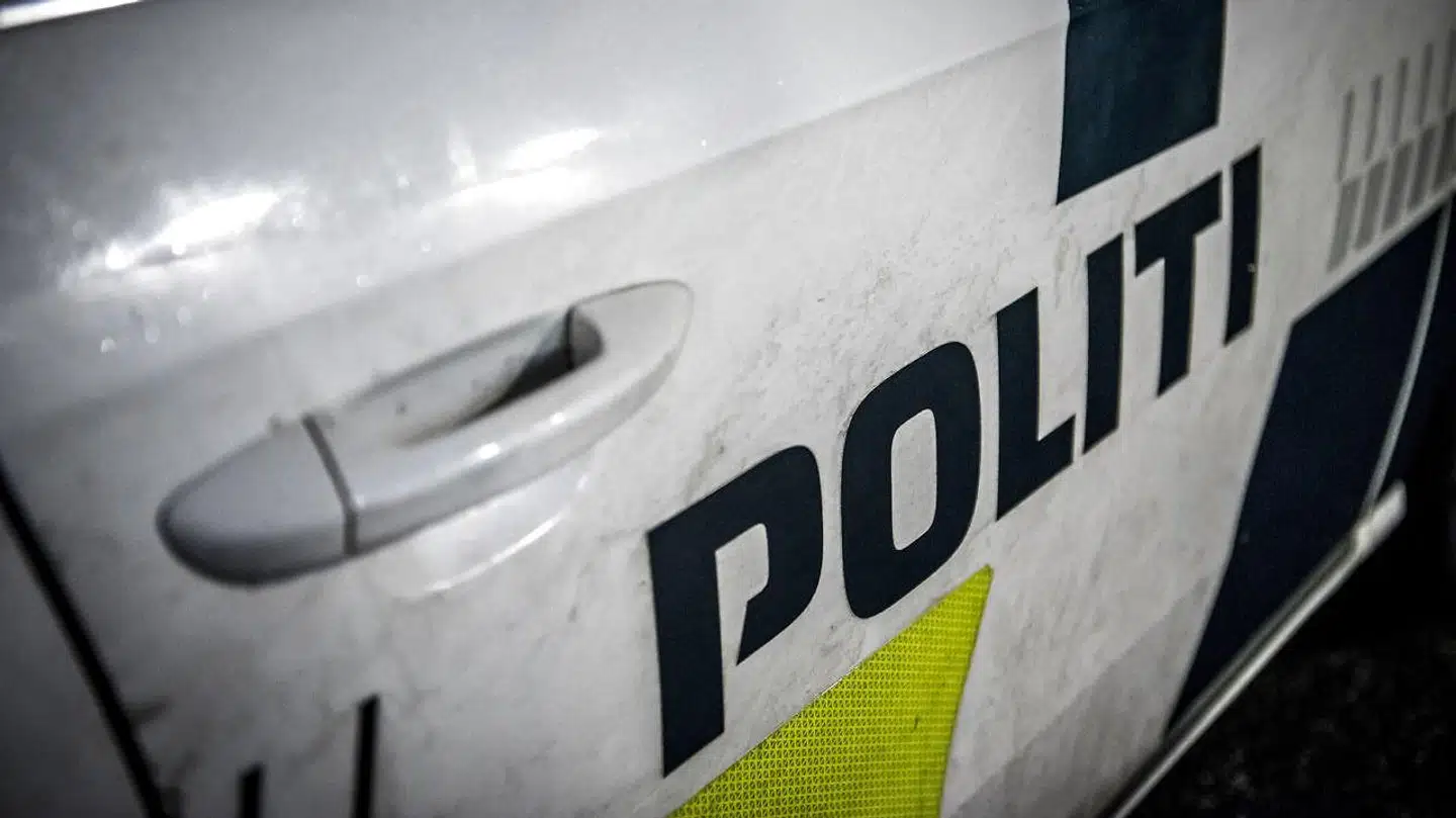 (ARKIV) En ung mand er søndag aften blev stukket med en kniv i både låret og på torsoen på Knapmagerstien på Amager.