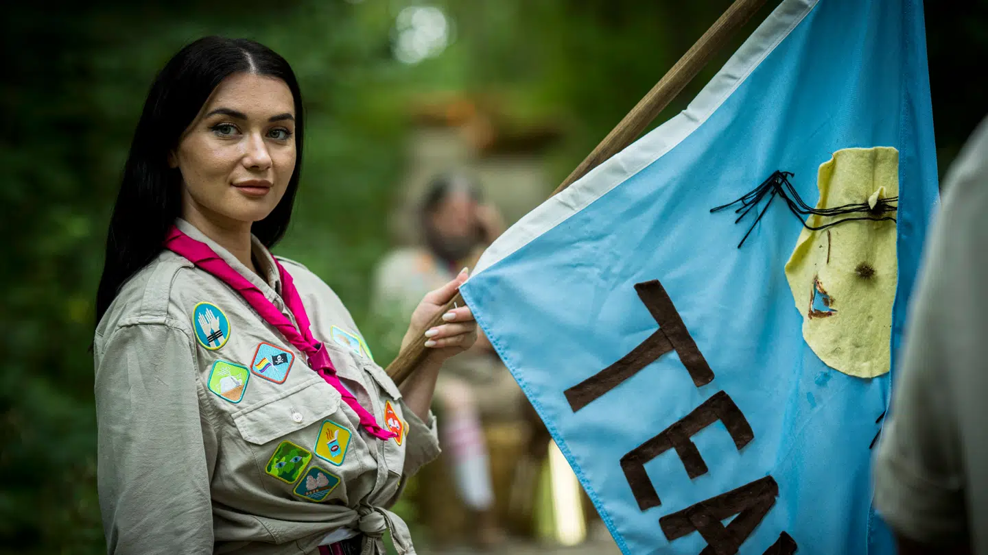 Irina Olsen er trukket i spejdertøjet i underholdningsprogrammet 'De uduelige'.