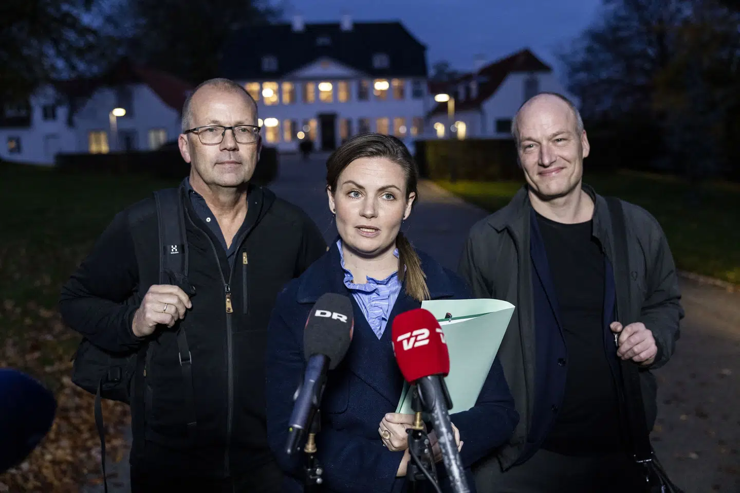 Enhedslisten er klar til at vælte regering med Moderaterne | Politik ...
