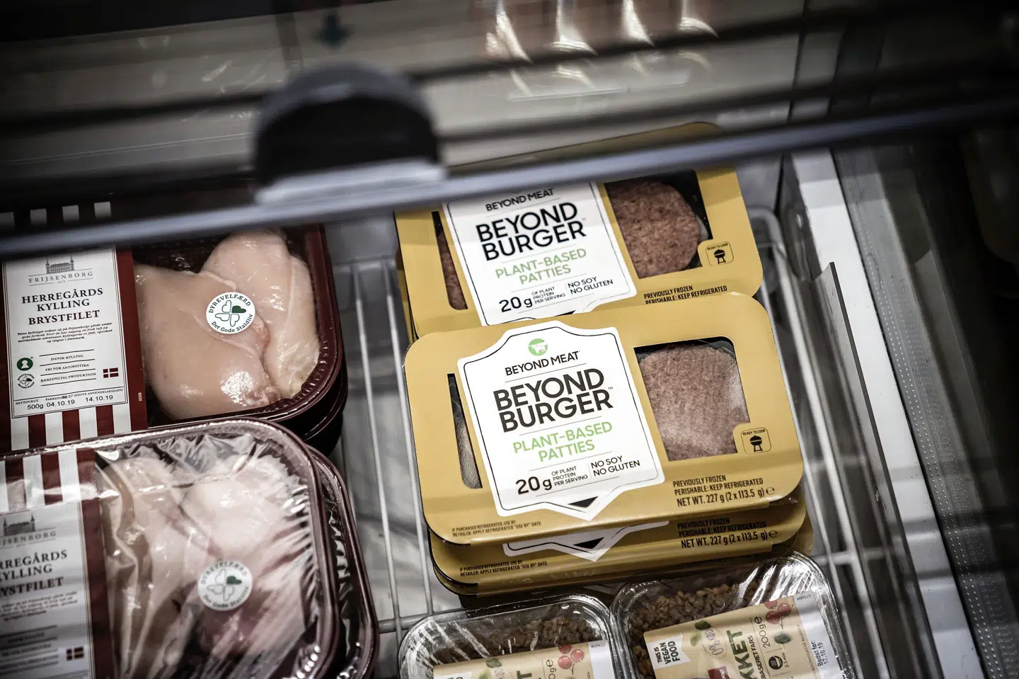 Det er Novo Nordisk Fondens håb, at tilskuddet kan være med til at skubbe til udviklingen inden for plantebaserede fødevarer, så både udbuddet og kvaliteten af plantebaseret mad i køledisken i supermarkedet forbedres. Thomas Lekfeldt/Ritzau Scanpix