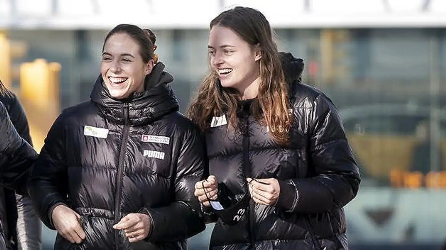Louise Burgaard (tv.) ser også meget til Kristina Jørgensens forældre, når de er på besøg i Frankrig.