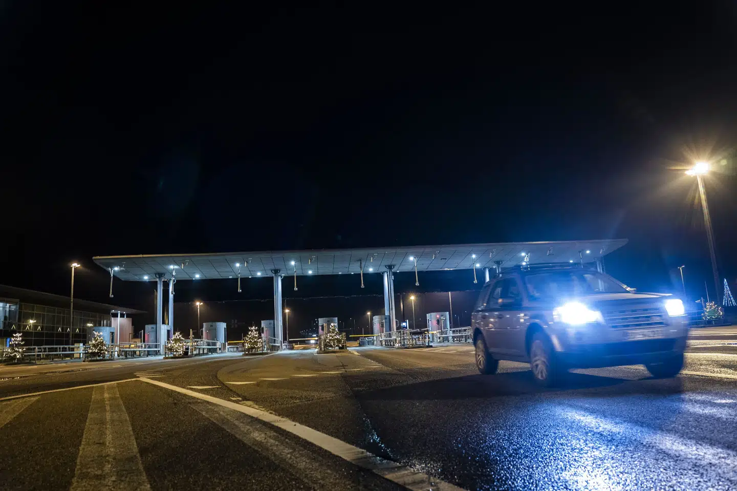 Der skete en trafikulykke lige efter betalingsstationen på den svenske side af Øresundsbroen, og broen var derfor lukket tidligt onsdag morgen. (Arkivfoto). Martin Sylvest/Ritzau Scanpix