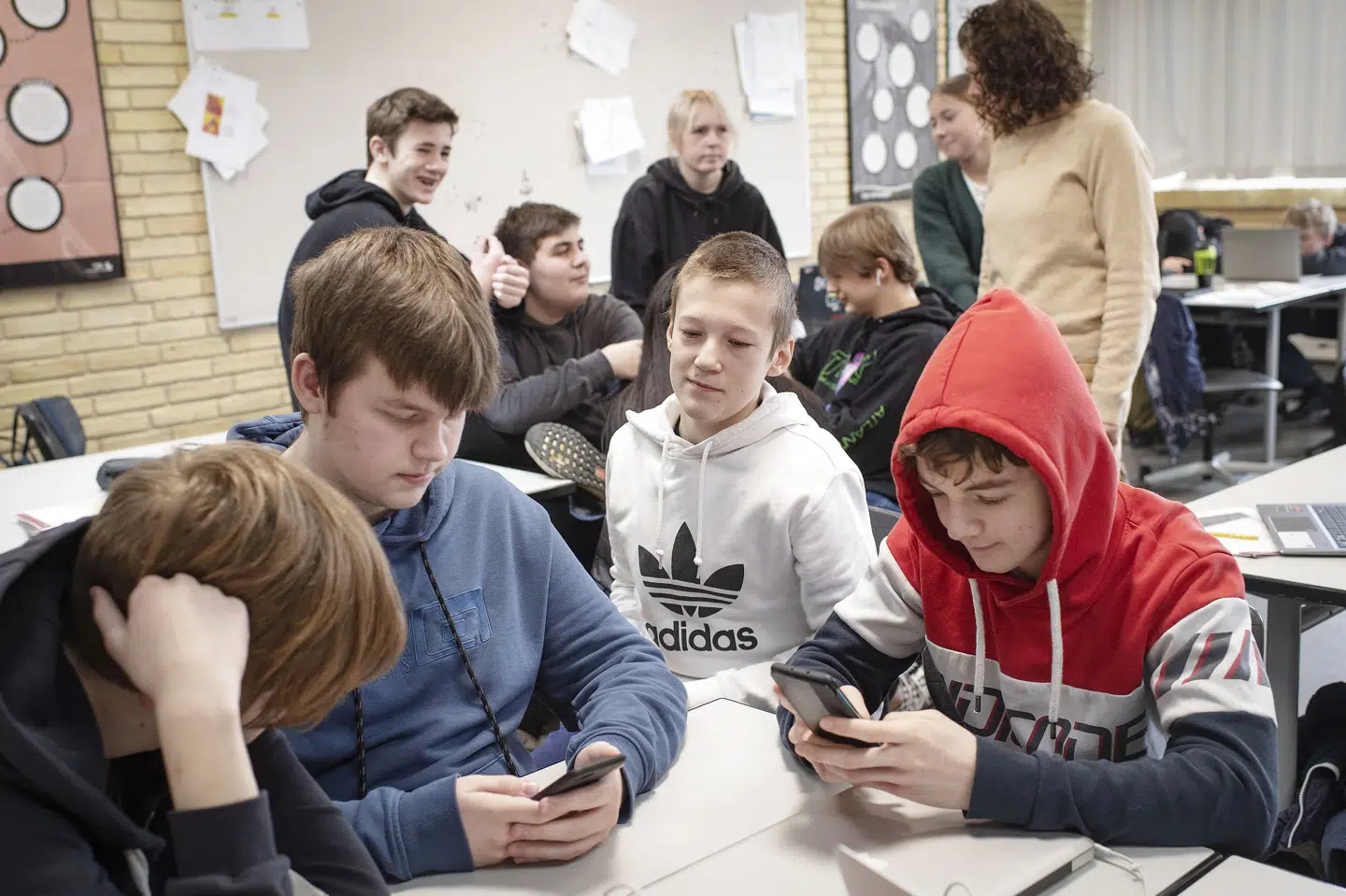- Vi har ikke lærermangel i Danmark, men vi har lærermangel i folkeskolen, siger Gordon Ørskov Madsen, formand for Danmarks Lærerforening. Han mener, at lærerne skal have hjælp til at løse inklusionsopgaven bedre, hvis flere lærere skal holdes i faget. (Arkivfoto). Bo Amstrup/Ritzau Scanpix