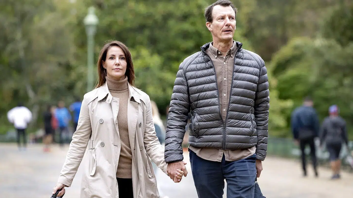 B.T. mødte prins Joachim og prinsesse Marie til et interview i en park i Paris.