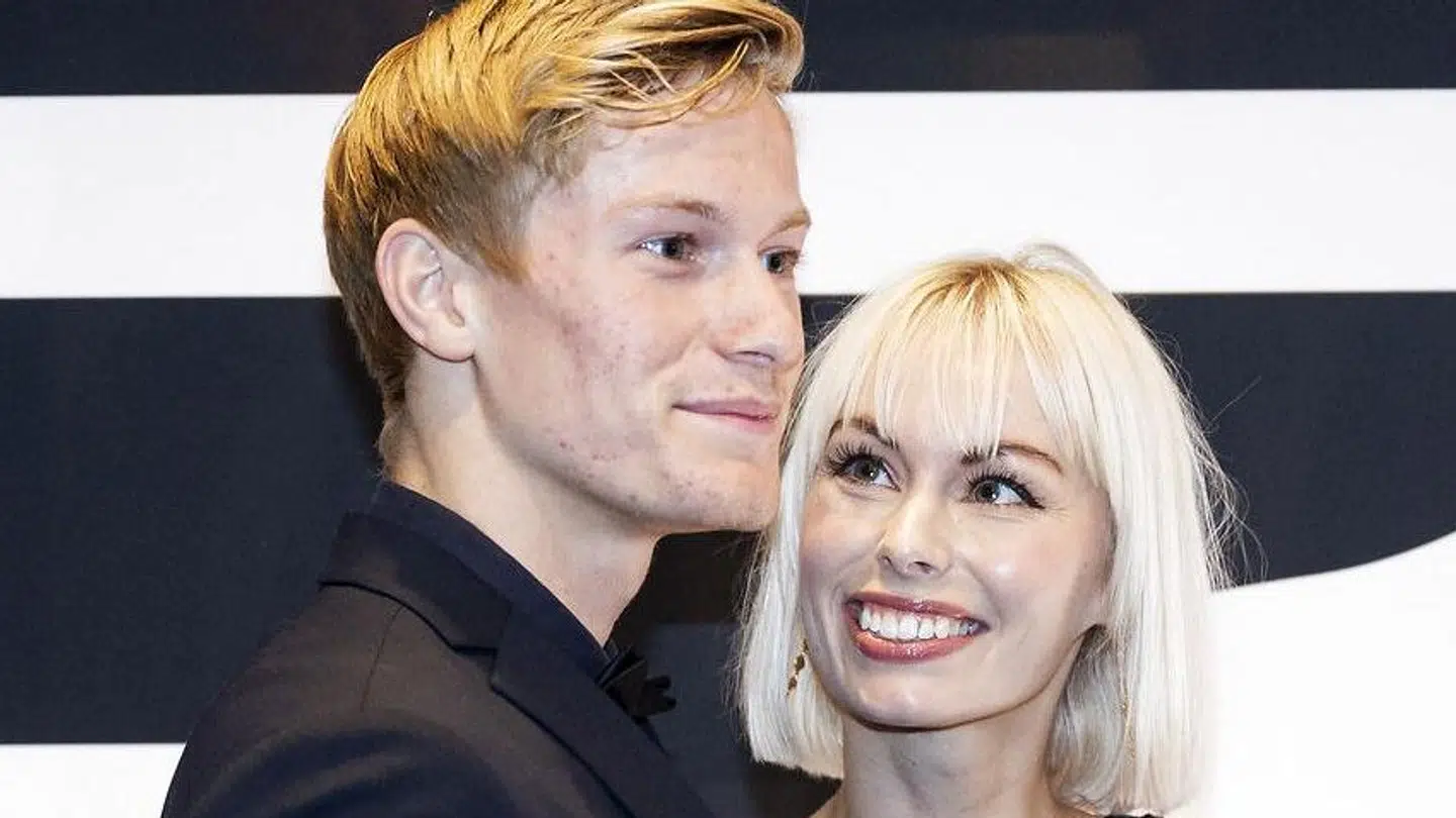 Albert Rosin Harson og Jenna Bagge til premiere på den 25. Bond-film.