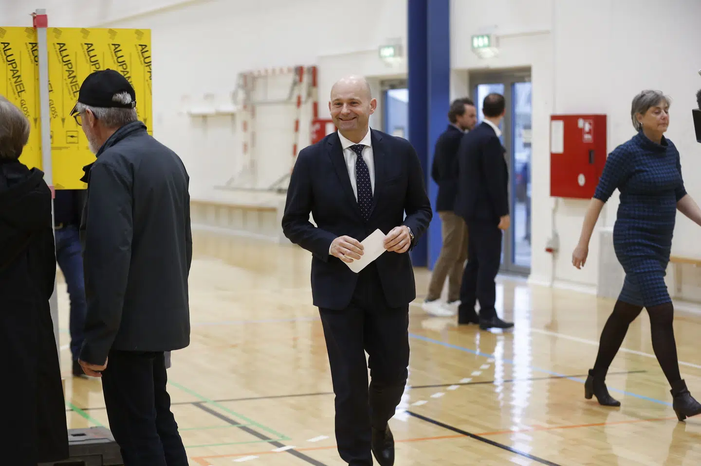 Søren Pape Poulsen fra Konservative har afgivet sin stemme i en boks i Viborg Stadionhal i Viborg. Mikkel Berg Pedersen/Ritzau Scanpix