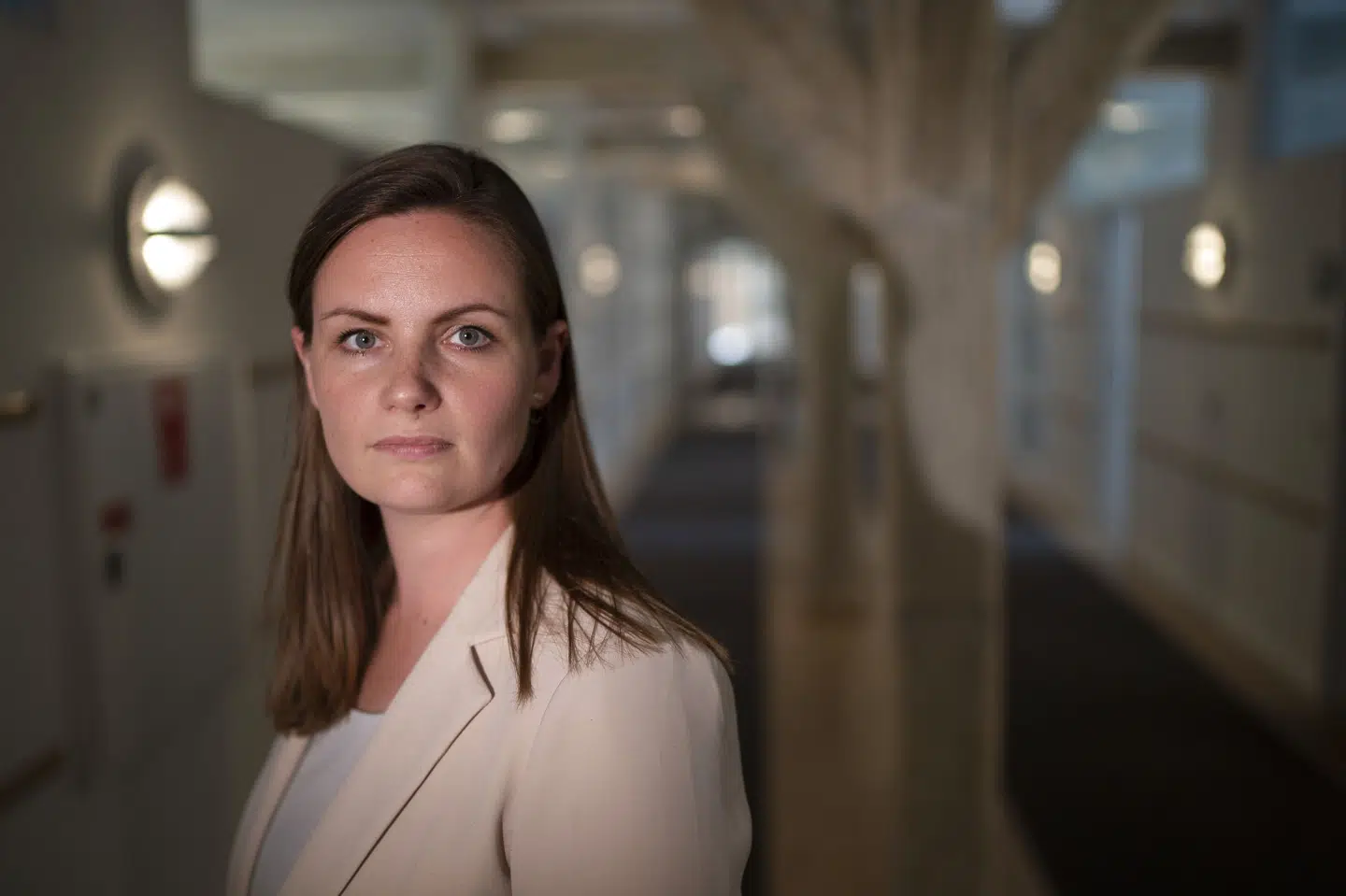 Enhedslisten har under valgkampen oplevet et dyk i meningsmålingerne. Politisk analytiker for Altinget Erik Holstein mener, at partiet med fordel kunne have gået hårdere til Socialdemokratiets ønske om en bred regering over midten. (Arkivfoto). Søren Bidstrup/Ritzau Scanpix