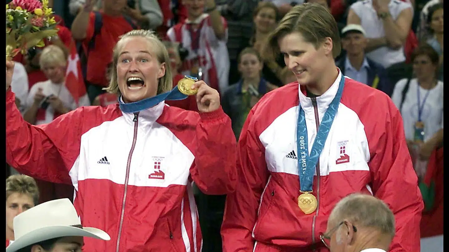 Tonje Kjærgaard (tv.) var med til at vinde OL-guld i 2000.