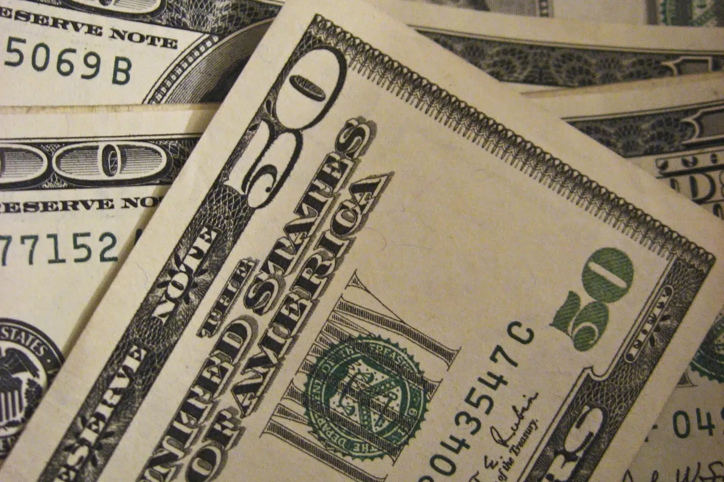 En 52-årig russisk mand forsøgte at på Nationalbanken til at udbetale ham 3,5 milliarder dollar. Nu er han anholdt for dokumentfalsk og forsøg på bedrageri. (Arkivfoto). Freerange Stock Archives/Free