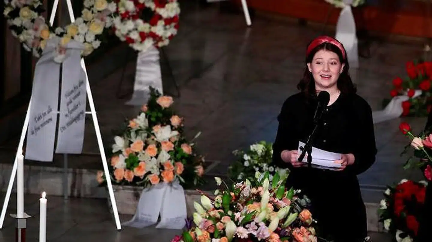 Maud Angelica Behn holdt en rørende tale ved sin fars begravelse den 3. januar.