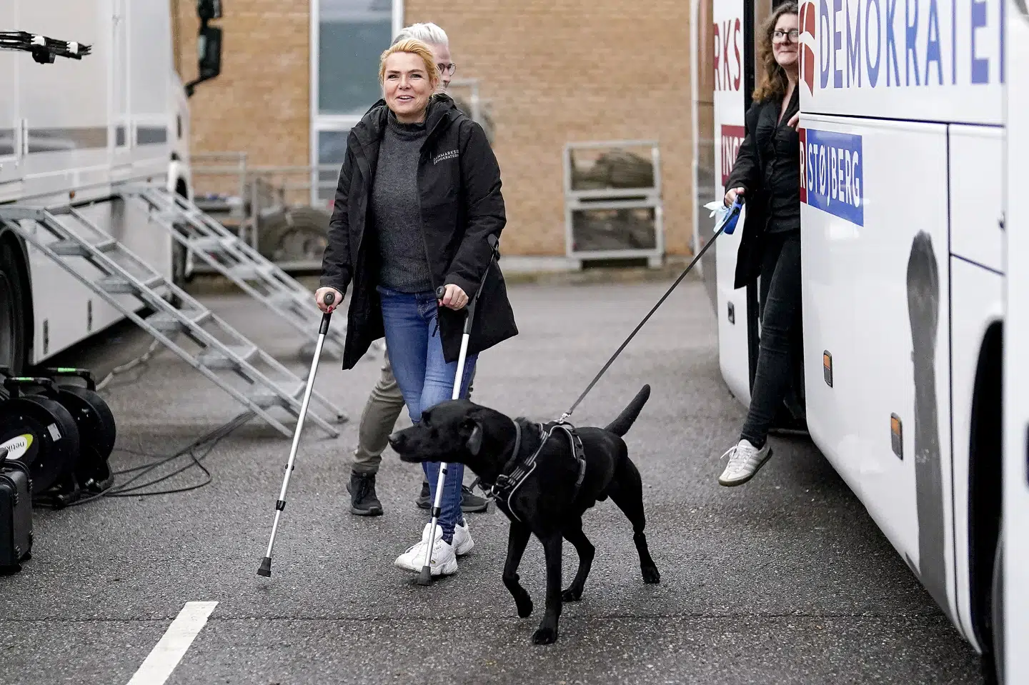 - I og med, at han (Lars Løkke Rasmussen, red.) også ønsker at holde os uden for indflydelse, så giver det lidt sig selv. Han ønsker ikke, at vi er del af noget som helst. Det ville jo svare til, at jeg begyndte at fri til en mand, der ikke vil have mig. Det ser jeg simpelthen ikke noget formål i, siger partileder Inger Støjberg (DD). Frank Cilius/Ritzau Scanpix