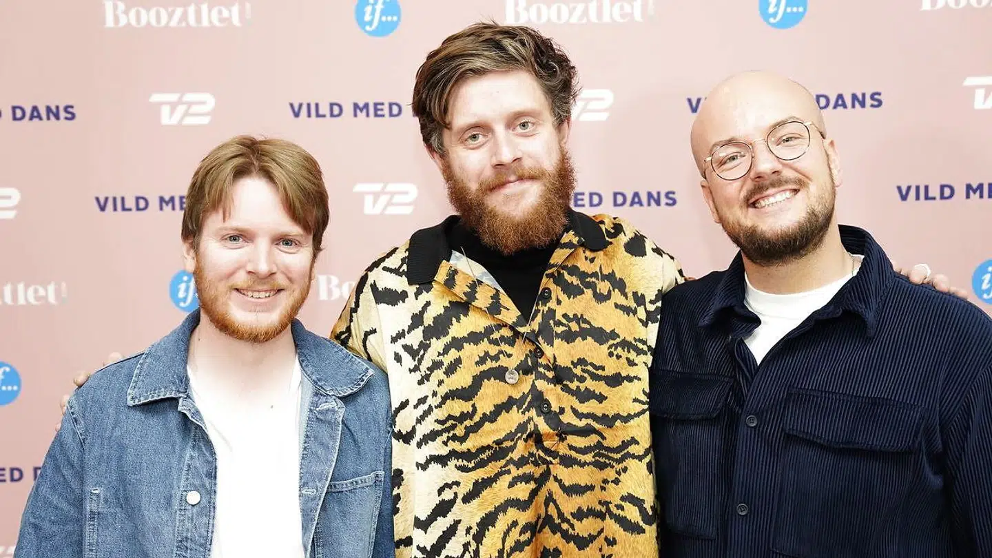 B.T. talte med radiovært Mathias Helt, da han – sammen med nydanser Natascha Brocks mand Albert Dieckmann og hendes podcastmakker Mads Holm – mødte op til 'Vild med dans' program seks.