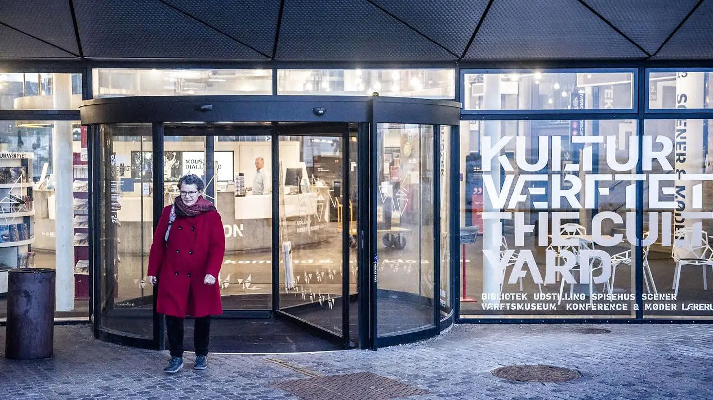 Kulturværftet i Helsingør skal lægge tag til Nik & Jays tre jubilæumskoncerter, hvor 1100 har fået billet til hver koncert. Oprindeligt skulle der have været plads til mere end 32.000 publikummer til popduoens første jubilæumsturné, der blev aflyst.