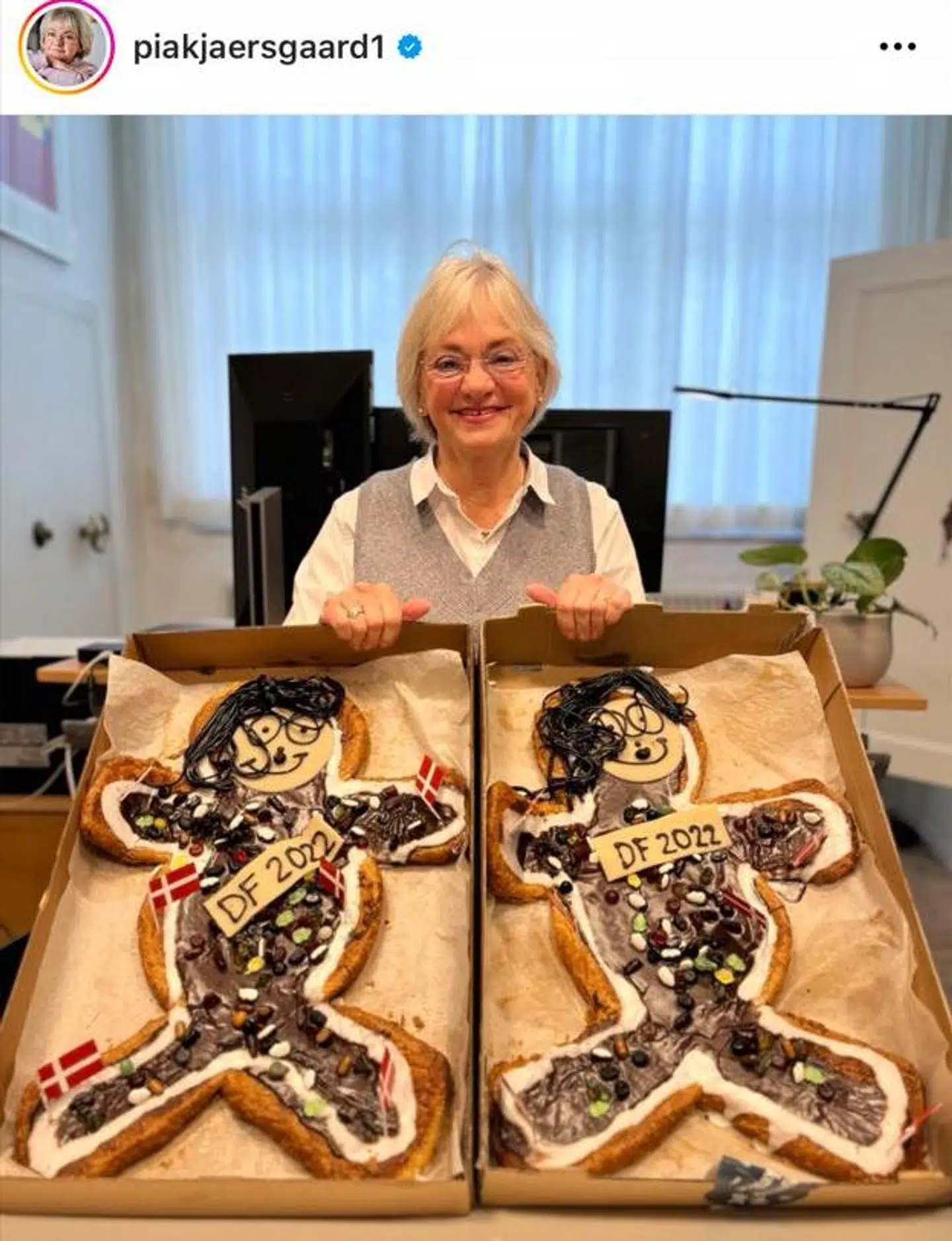 Dette foto af kagemændene blev hurtigt fjernet fra Pia Kjærsgaards Instagram.