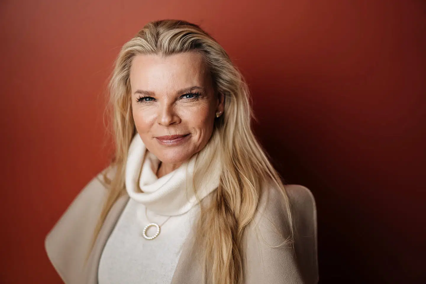 Siden hun var en lille pige, har Katerina Pitzner ført samtaler med ham, hun kalder gud.