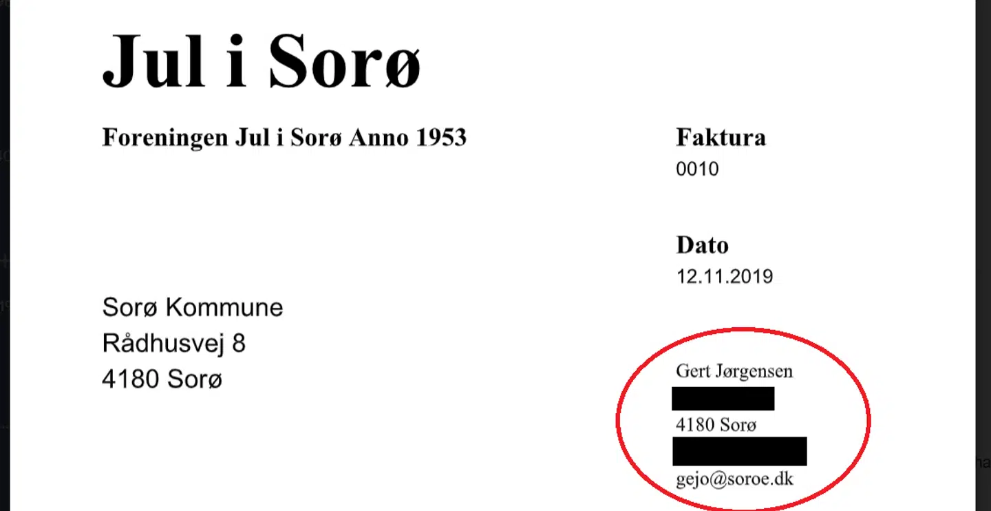 Her er fakturaen, som afslører, at borgmester Gert Jørgensen har sendt en faktura til sig selv. Den er på 5000 kroner, og borgmesteren står som afsender i den røde ring til højre. Hans adresse og telefonnummer er streget ud.