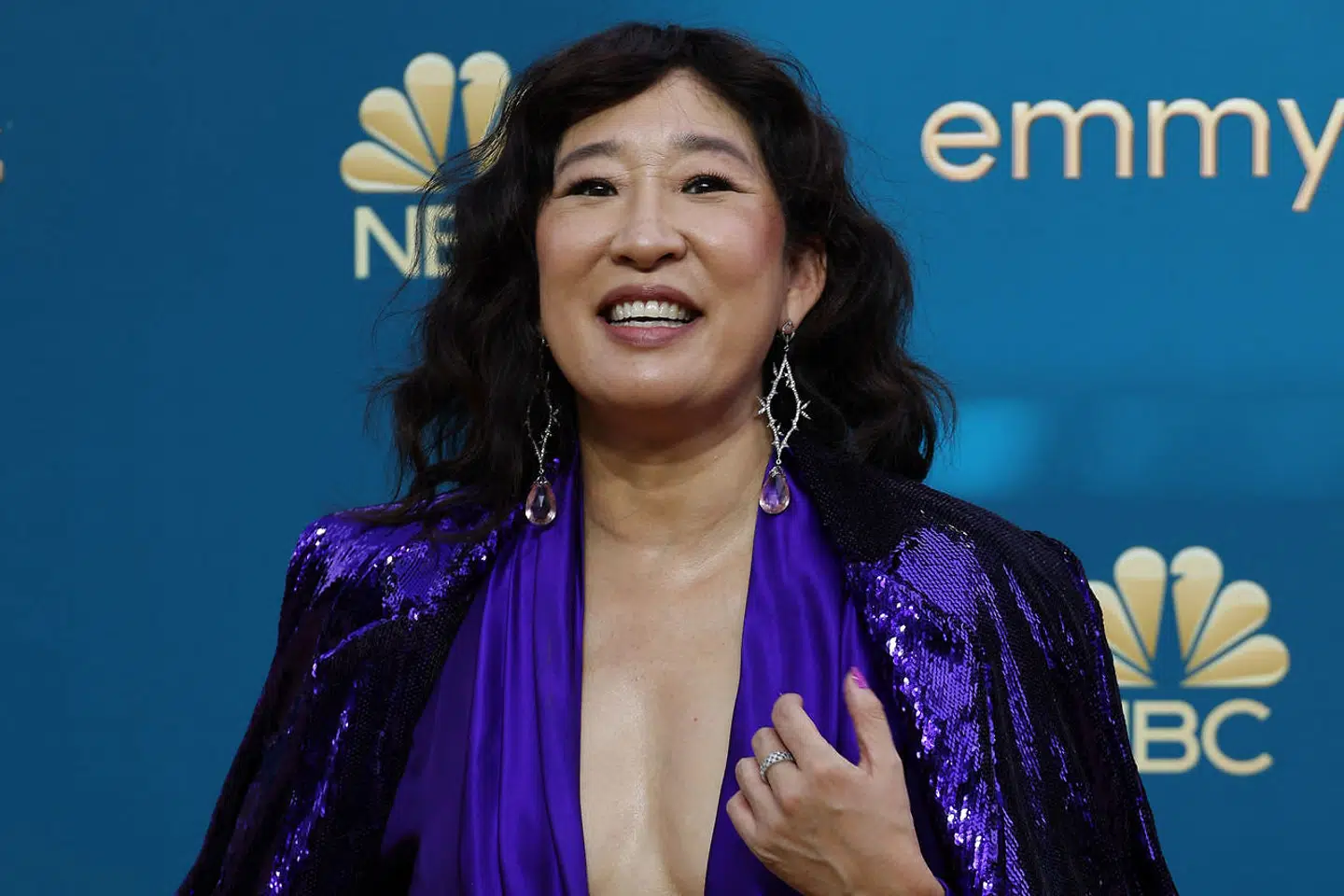 Arkivfoto af Sandra Oh fra årets Emmy-uddeling.