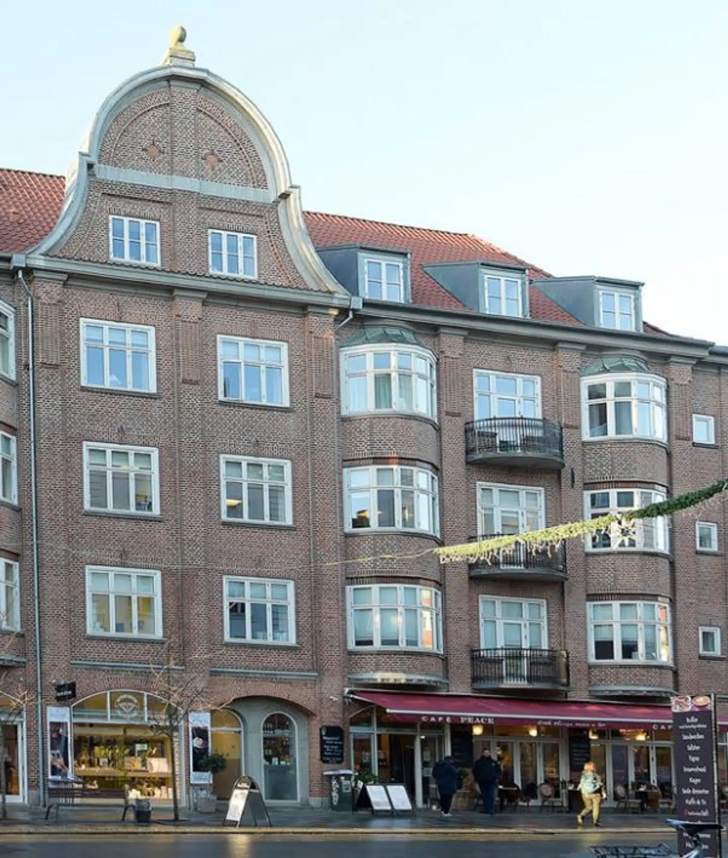 Boulevarden 4-6 i Aalborg er en af de mange ejendomme, som Wagner Ejendomme har til salg.