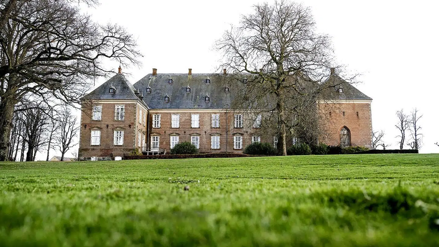 Valdemars Slot er en af Danmarks største beboelsesejendomme.