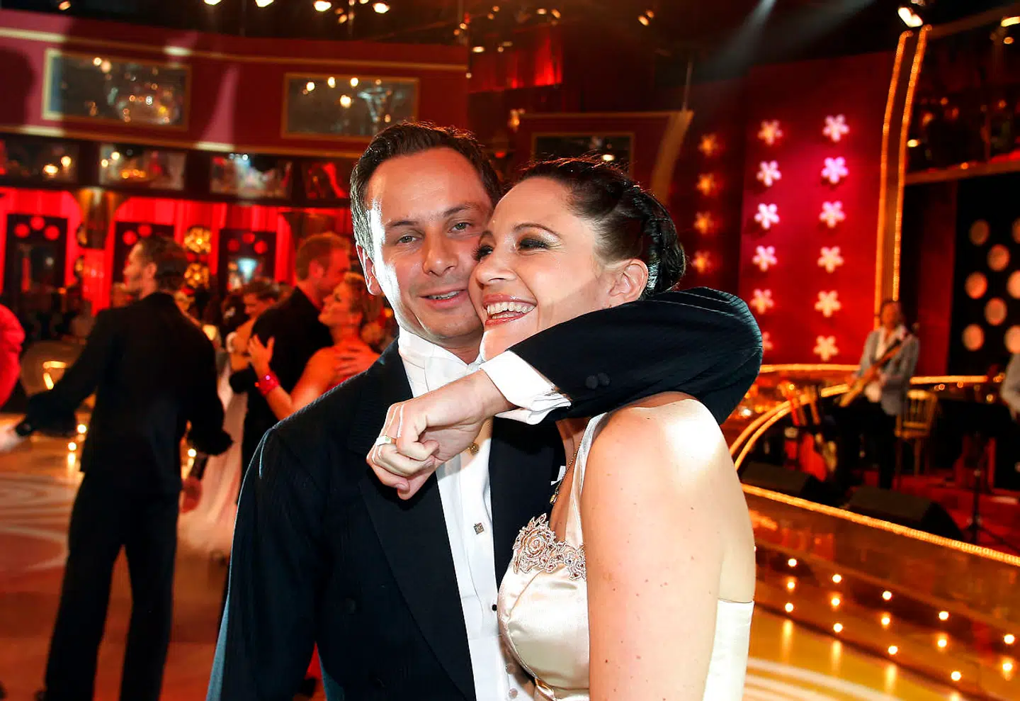 Paula Larrains dansepartner, René Christensen (på billedet), blev truet med tæsk af tv-værtindens daværende mand, Mads Holger, under 'Vild med dans'-forløbet.