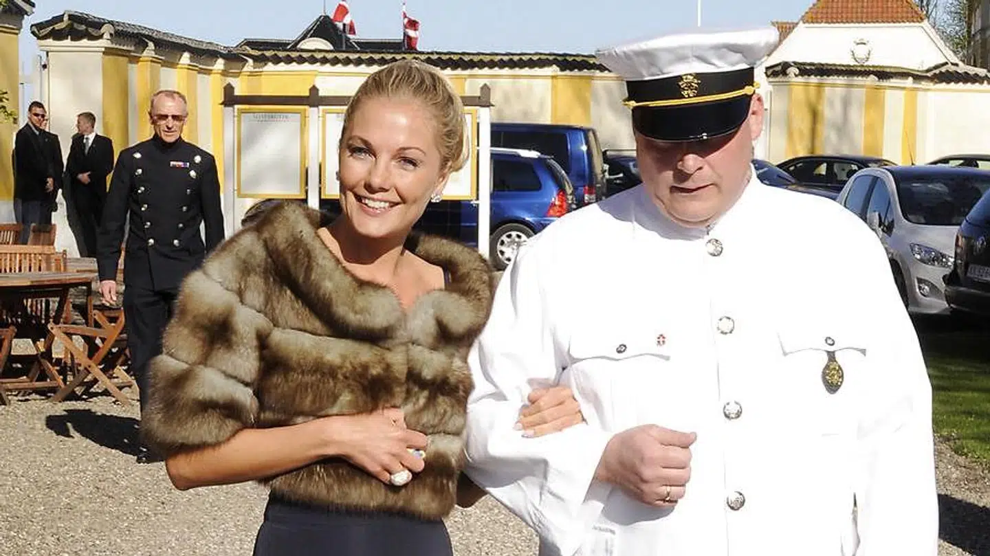 Det er Caroline Flemings søn, Alexander, der er ejer af indboet fra Valdemars Slot.