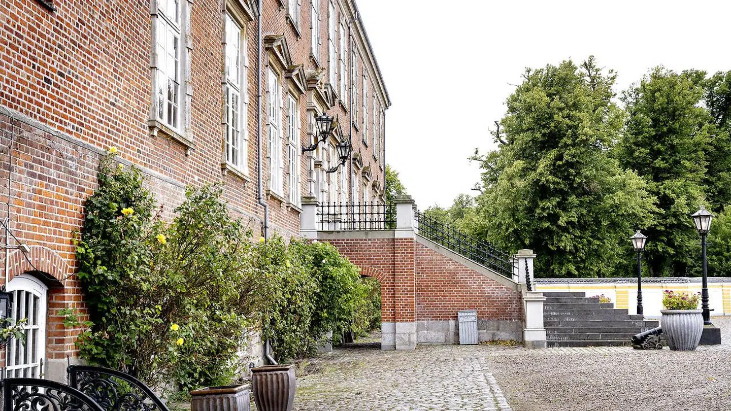 Louise Albinus kan ikke længere bruge Valdemars Slot som museum, da det meste indbo er blevet fjernet.