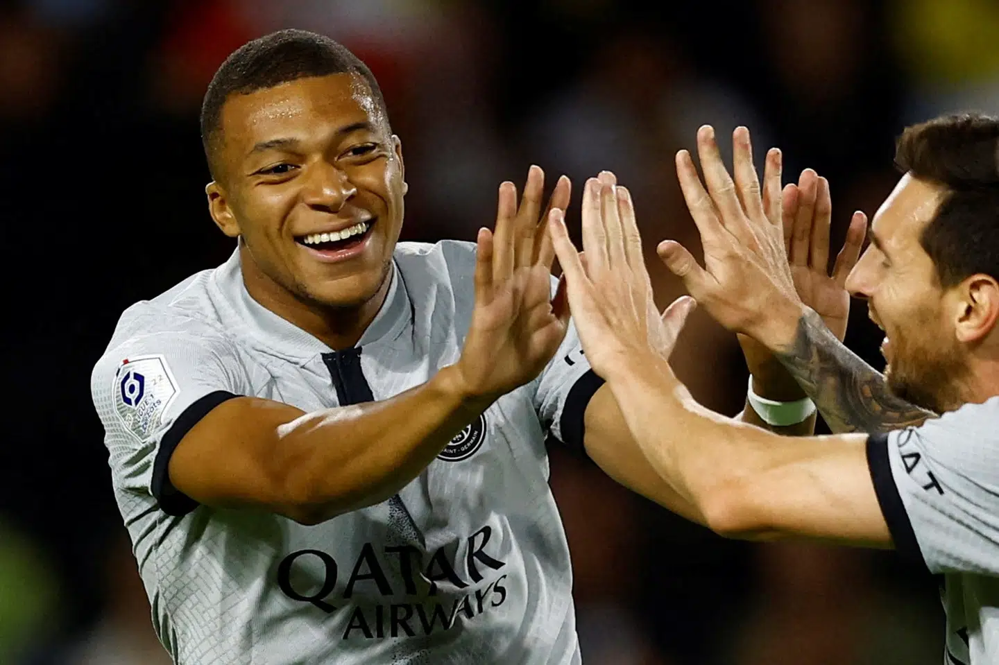 Kylian Mbappe og Lionel Messi jubler over en scoring i weekendens sejr over Nantes. Stephane Mahe/Reuters