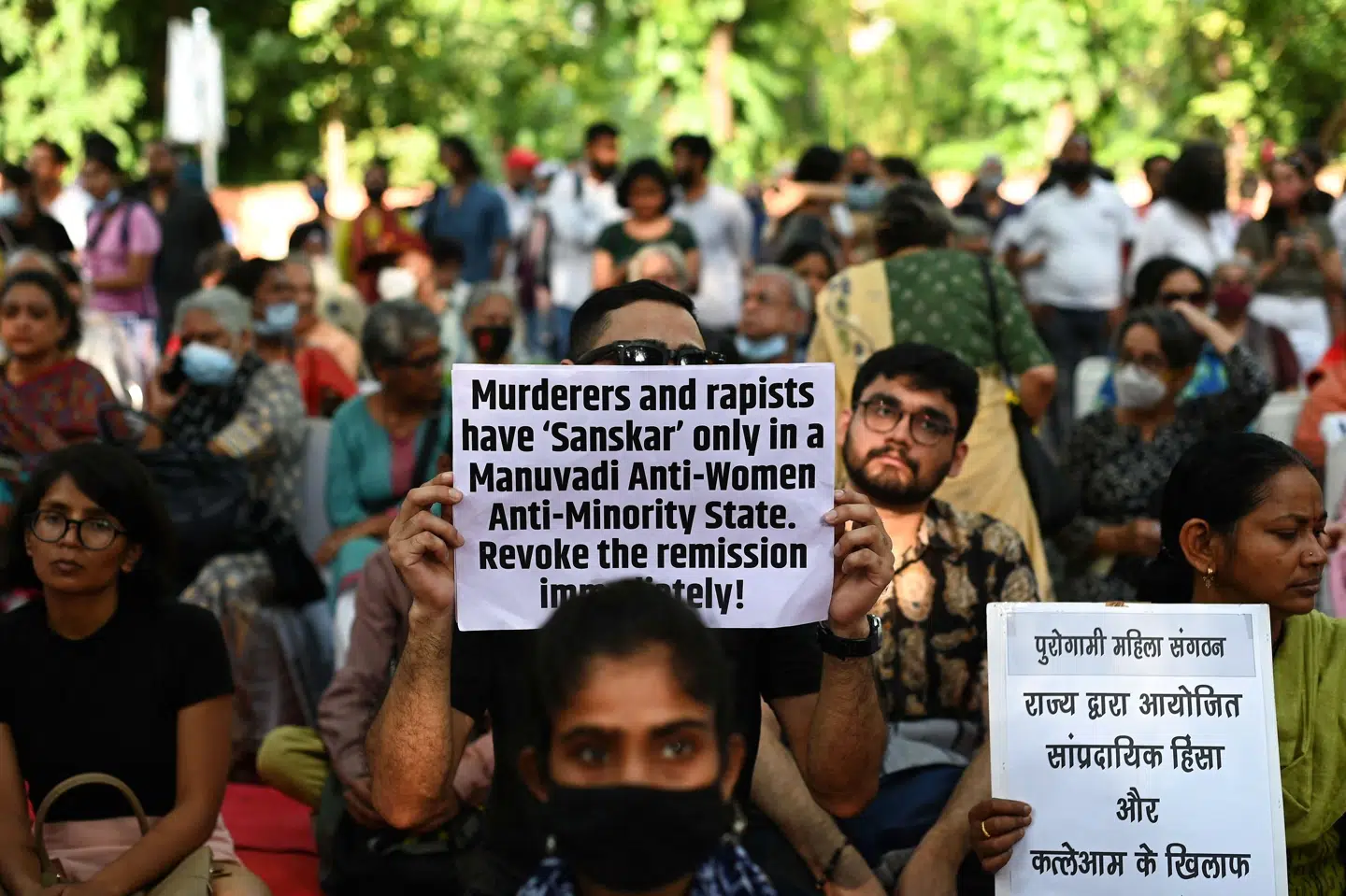 Siden løsladelsen af 11 voldtægtsmænd i midten af august har der været store protester flere steder i Indien som her i New Delhi lørdag. Sajjad Hussain/Ritzau Scanpix