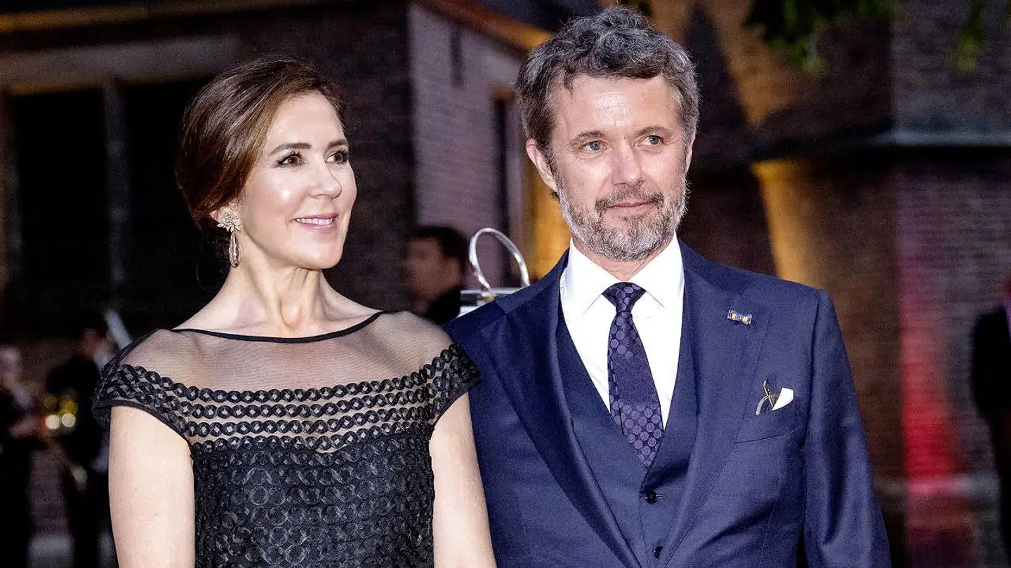 Kronprinsparret deltager i erhvervsfremstød i Holland mandag d. 20. juni 2022. Gallamiddag. Kronprins Frederik, Kronprinsesse Mary og det hollandske kongepar forlader gallafesten.