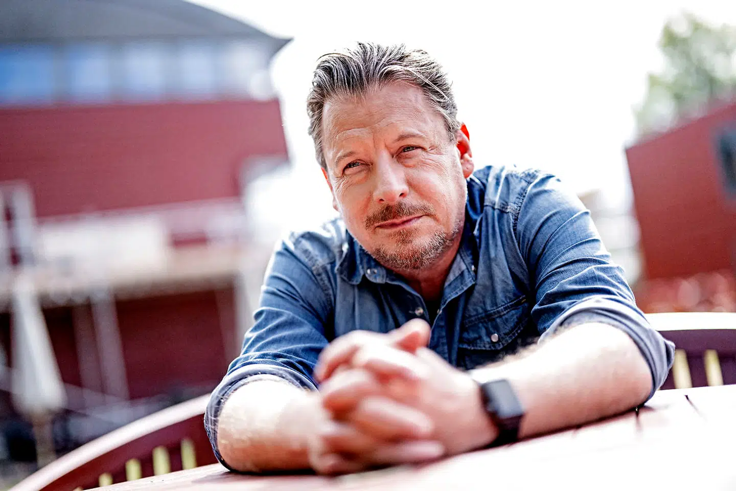 Anders W. Berthelsen ville gerne lave en »komedie med dybde«, som sin første film. Foto: Bax Lindhardt