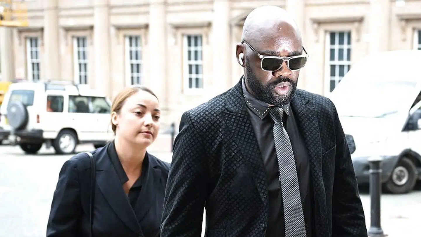 Louis Saha skulle have været en med til at skaffe kvinderne og bringe dem i situationer, hvor de kunne blive voldtaget.