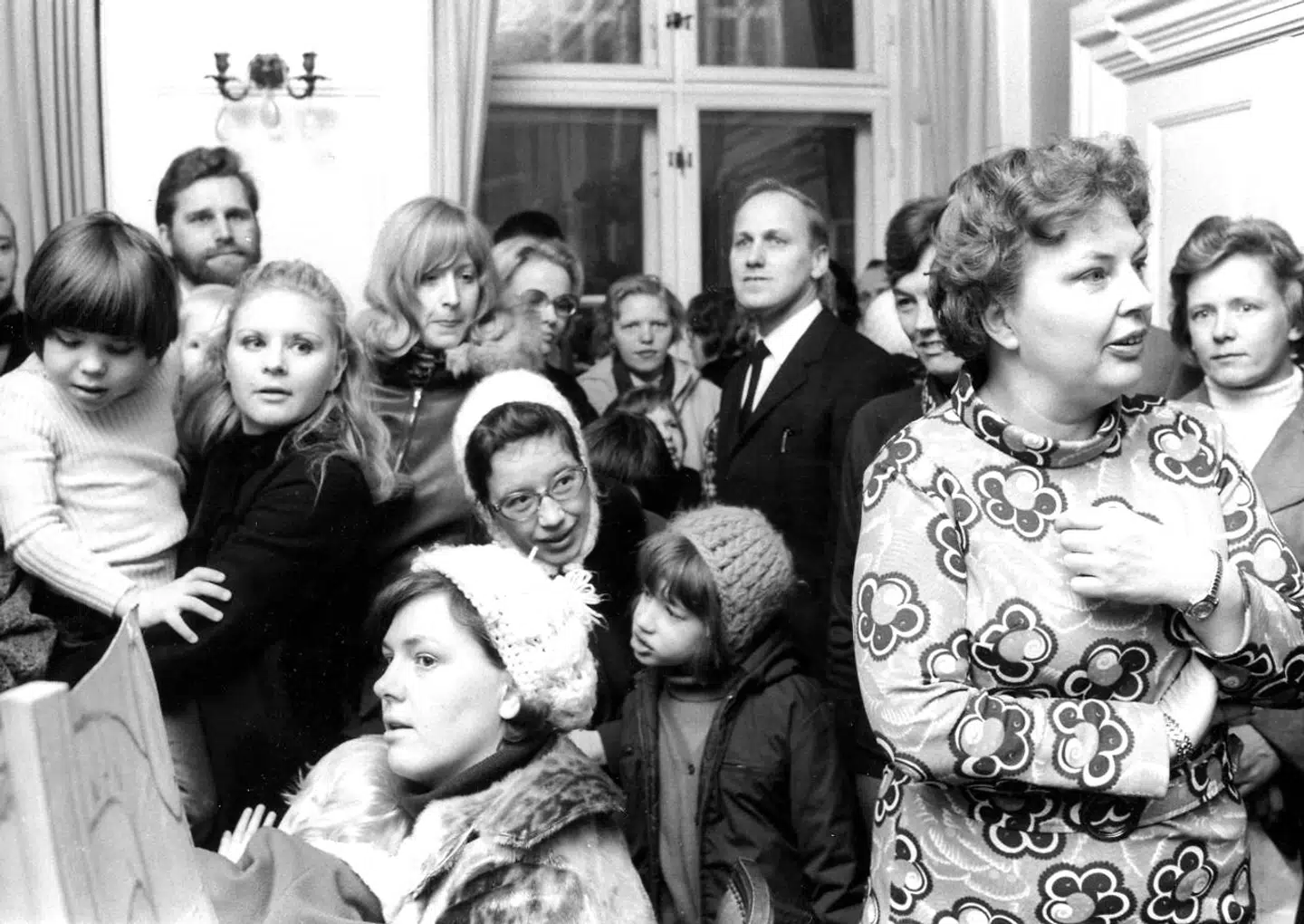 Helt fra Tomas var lille, har Lone Hertz aktivt kæmpet for handicappede og deres familier. Her ses hun og Tomas til demonstration mod socialminister Eva Gredals nedskæringer i åndssvageforsorgen.