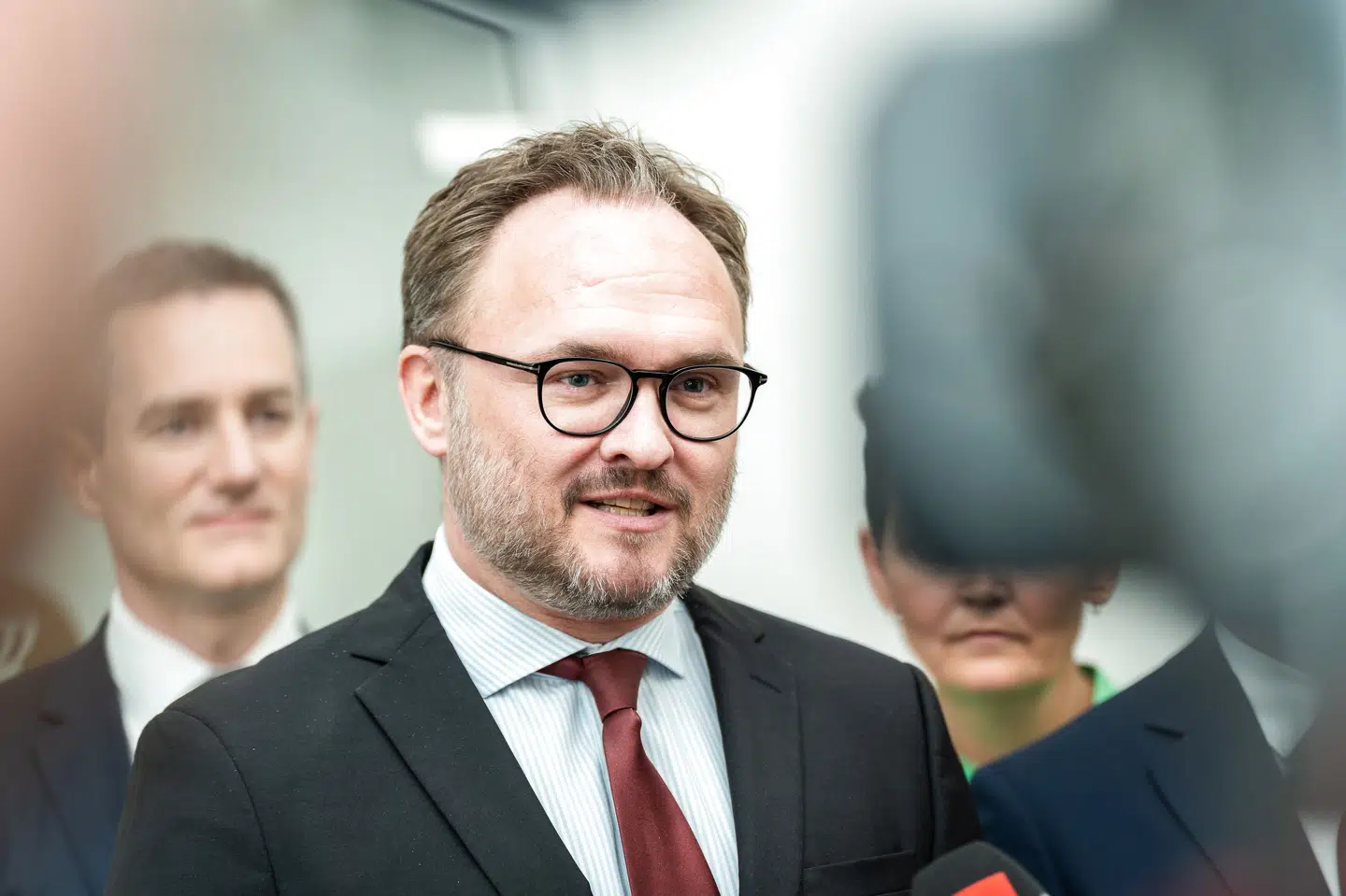 Klima-, energi- og forsyningsminister Dan Jørgensen (S) glæder sig over, at varmechecken, der blev indgået en politisk aftale om i marts, i dag er blevet udbetalt til de over 400.000 danske husstande, der lever op til rammerne for aftalen. (Arkivfoto). Emil Helms/Ritzau Scanpix