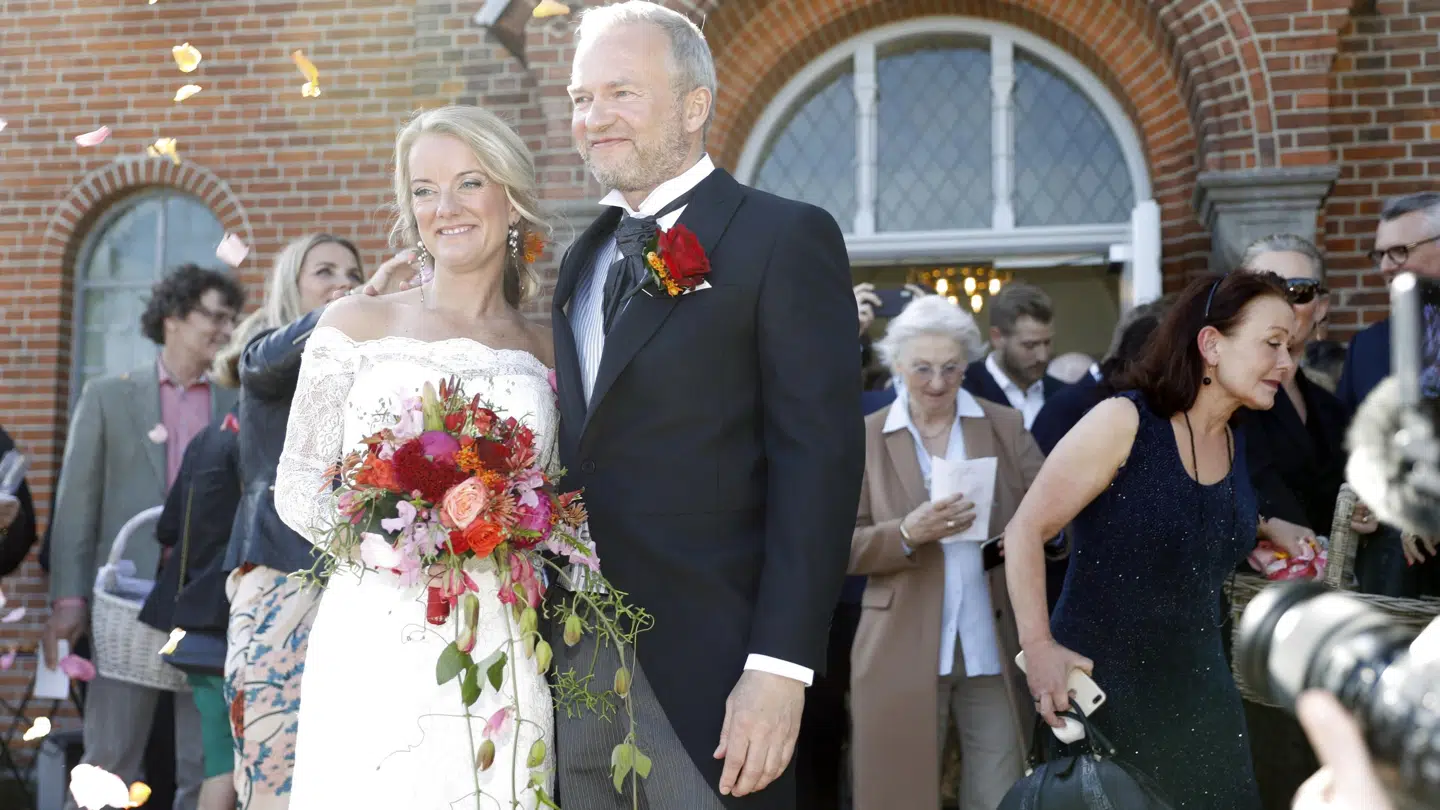 Pernille Vermund og Lars Tvede blev i maj 2019 gift i Snekkersten.