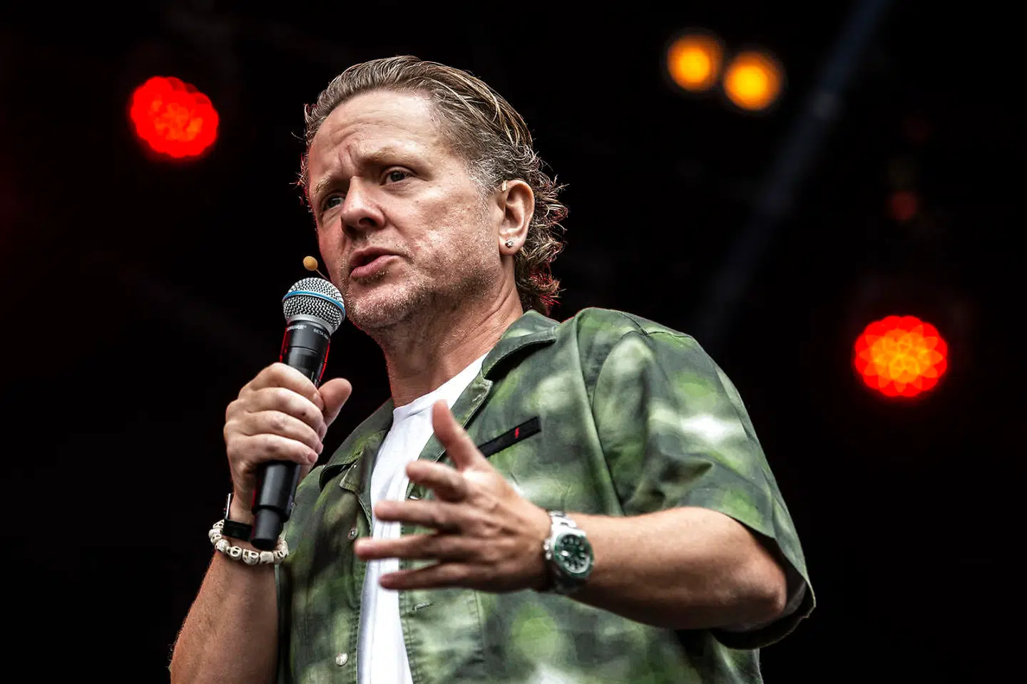 Anders Matthesen, Anden, laver stand-up på Smukfest, Skanderborg, søndag den 7. august 2022. (Foto: Helle Arensbak/Ritzau Scanpix)