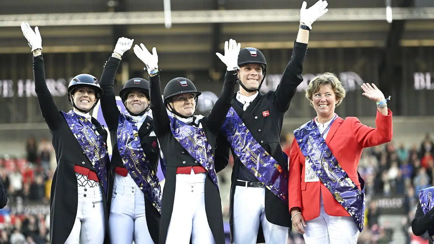 Danmark har søndag vundet VM-guld i dressur.