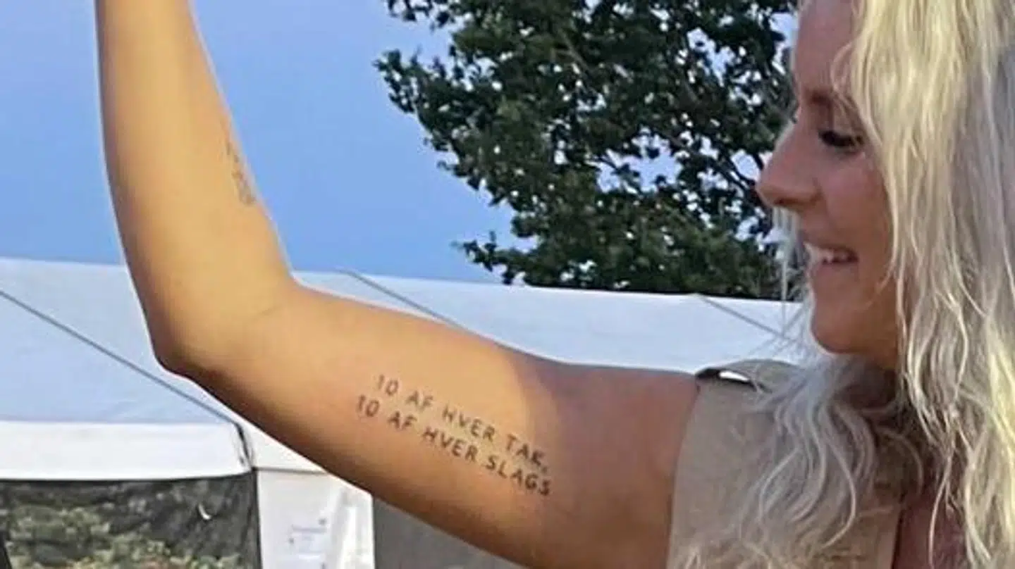 Her ses Celina Friis' nye tatovering.