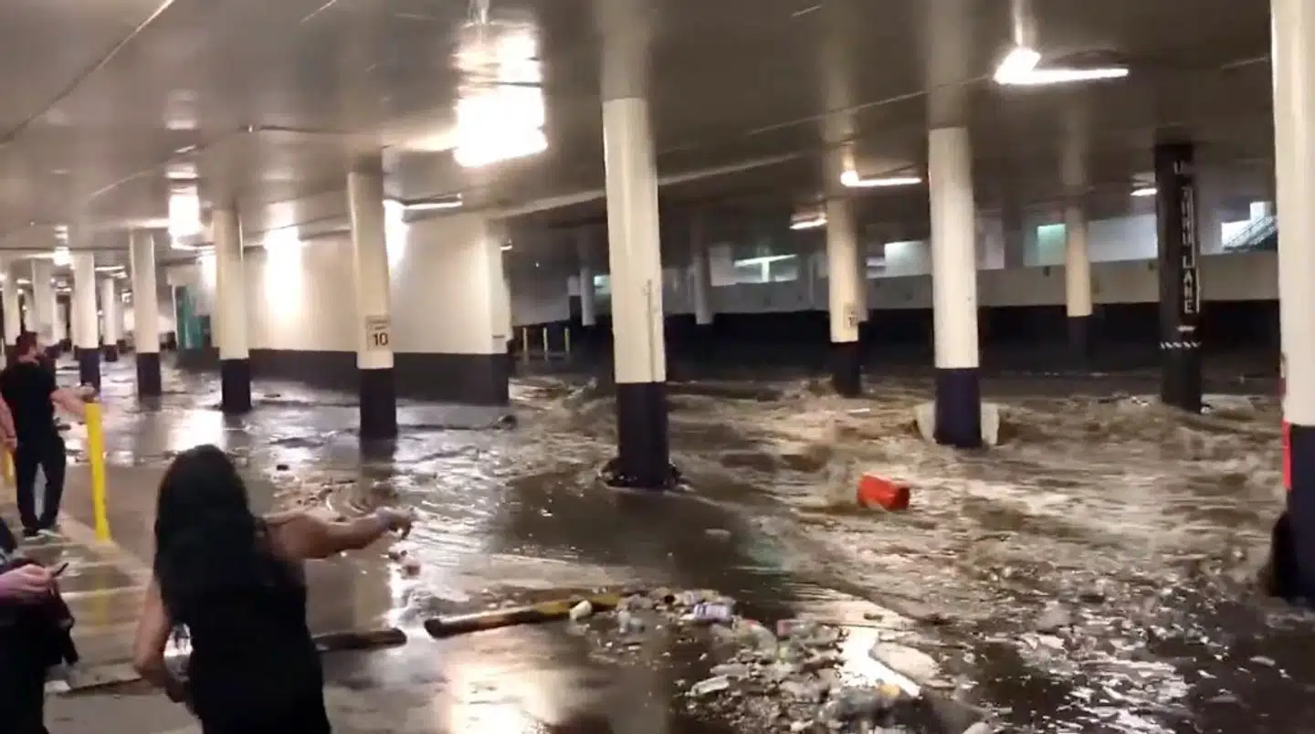 Oversvømmelserne i Las Vegas er massive.