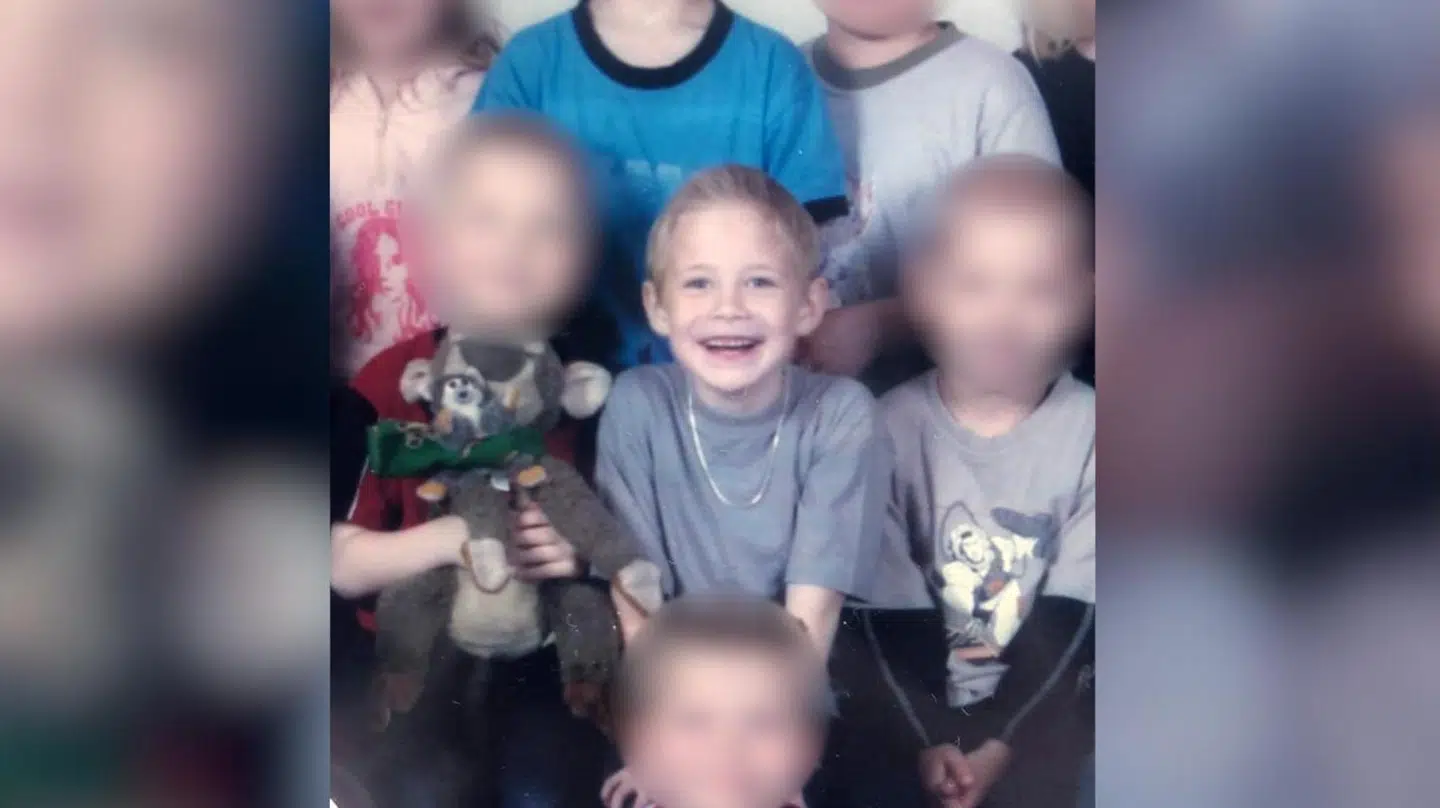 Skolefoto af Jonas Vingegaard fra børnehaveklassen.