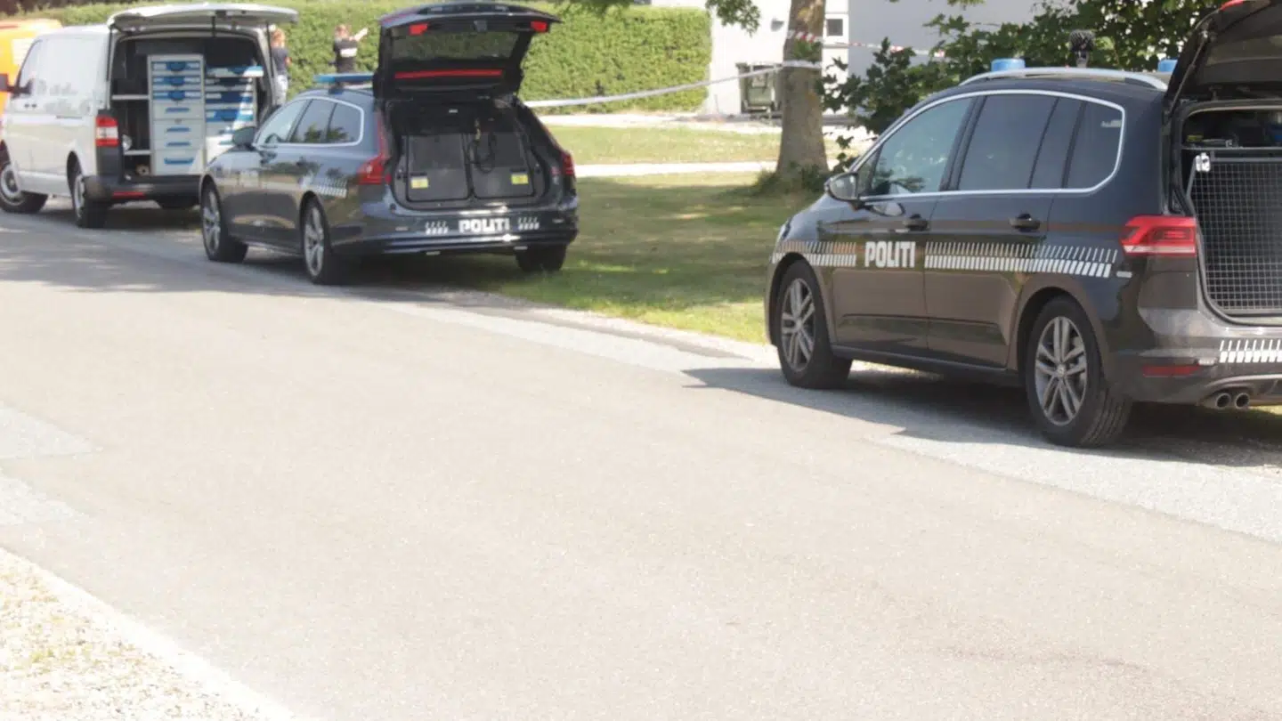 Østjyllands Politi vil for nuværende ikke udtale sig om tilstedeværelsen i Allingåbro. Foto: Presse-fotos.dk