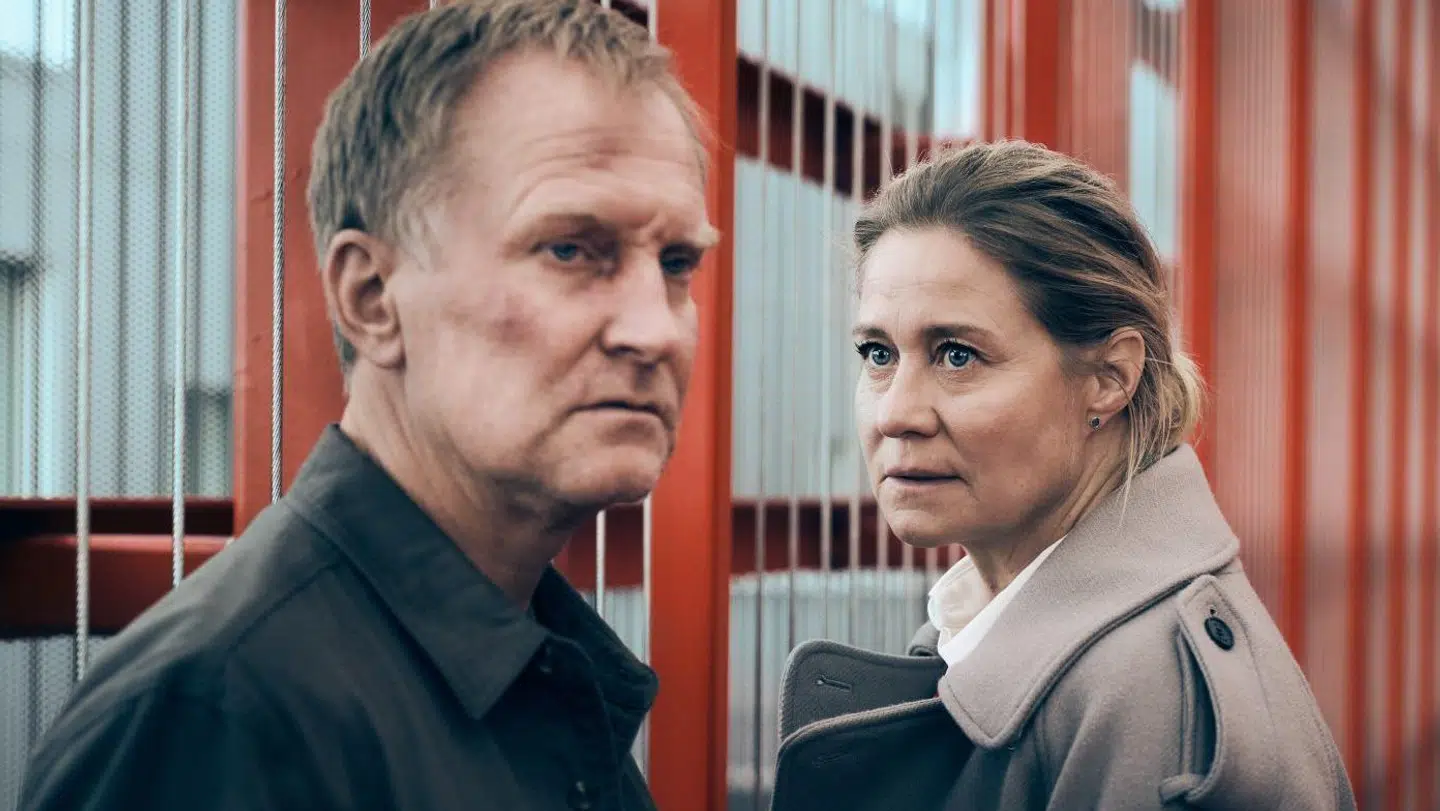 Ulrich Thomsen og Trine Dyrholm i Viaplay-serien 'Forhøret'.