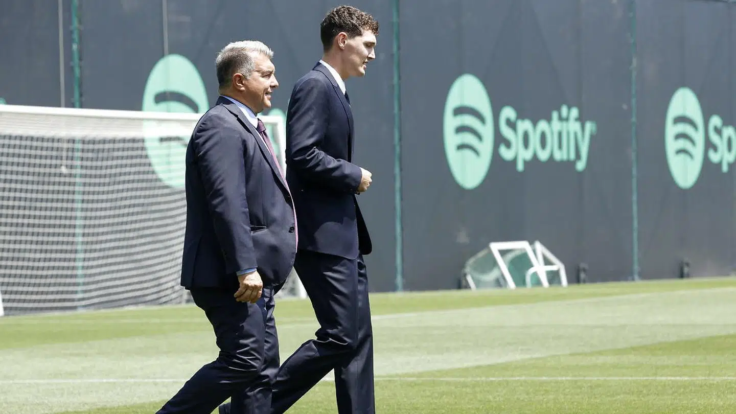 FC Barcelonas præsident Laporta og 'AC'.