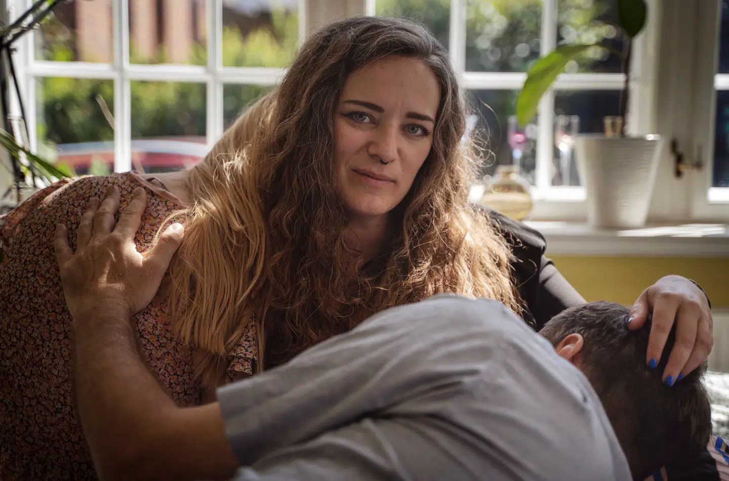 Lærke Dahl Ravnsbæk er kærester med både Line og Jens, der ikke ønsker at medvirke med navn eller billede. De er alle polyamourøse.