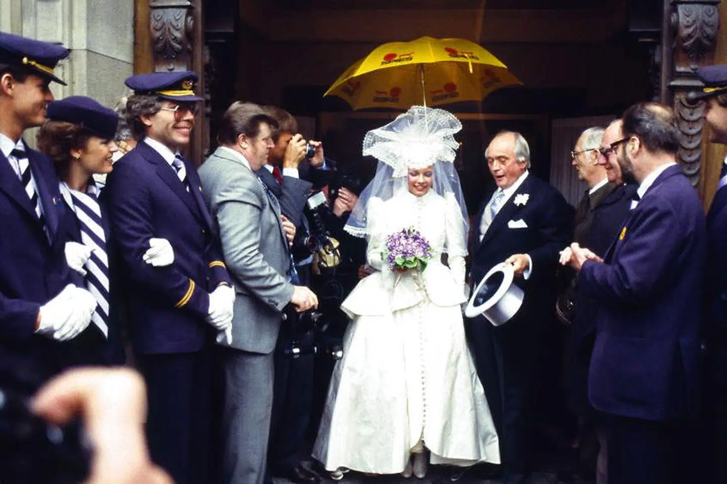 Der var ikke sparet på noget, da Simon Spies i 1983 blev gift med den unge Janni Brodersen i Holmens Kirke.