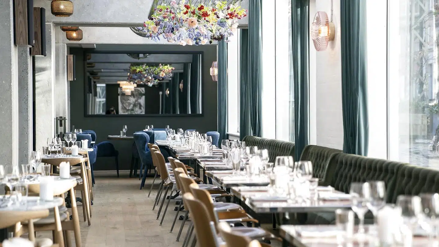 Restauranter og hoteller må hele tiden sige nej.