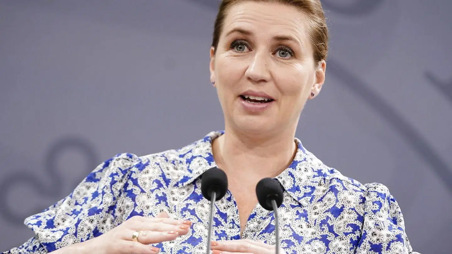 Mette Frederiksen får kritik af Minkkommissionen, men fredes ind til nu af støttepartiet Enhedslisten, som ikke vil støtte en rigsretssag.