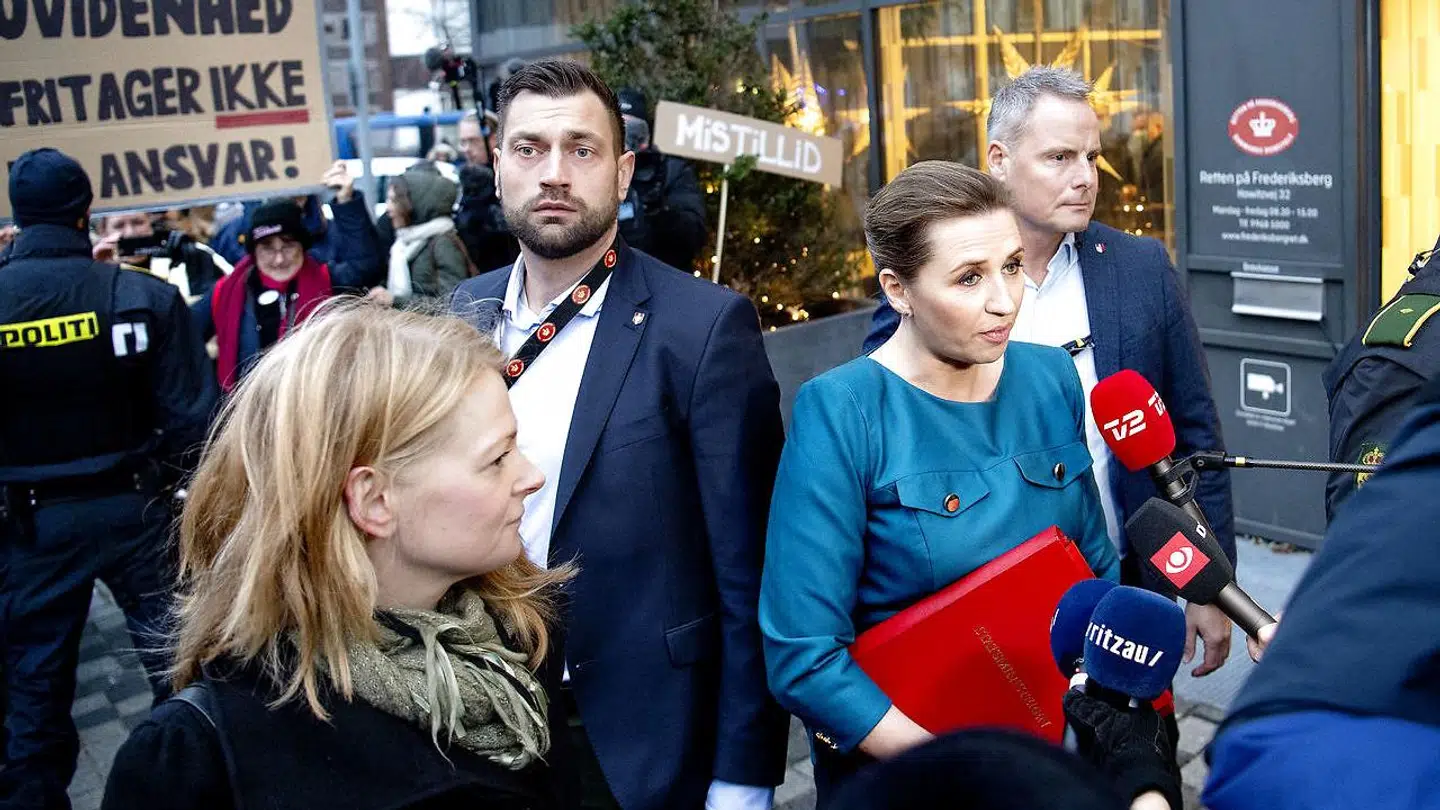 Statsminister Mette Frederiksen ankommer til afhøring i minkkommissionen i Retten på Frederiksberg torsdag d. 9. december 2021.