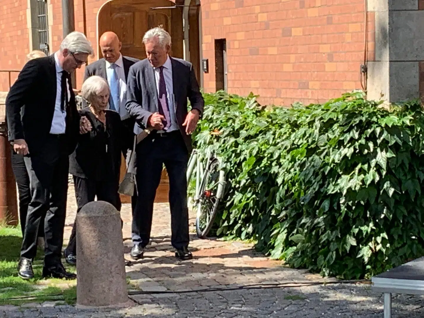 Lise Nørgaard og Søren Pind (tv.)