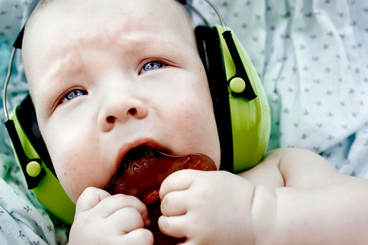 Har du baby med til koncert, så husk høreværn, lyder rådet fra Thomas Behrens fra Oticon.